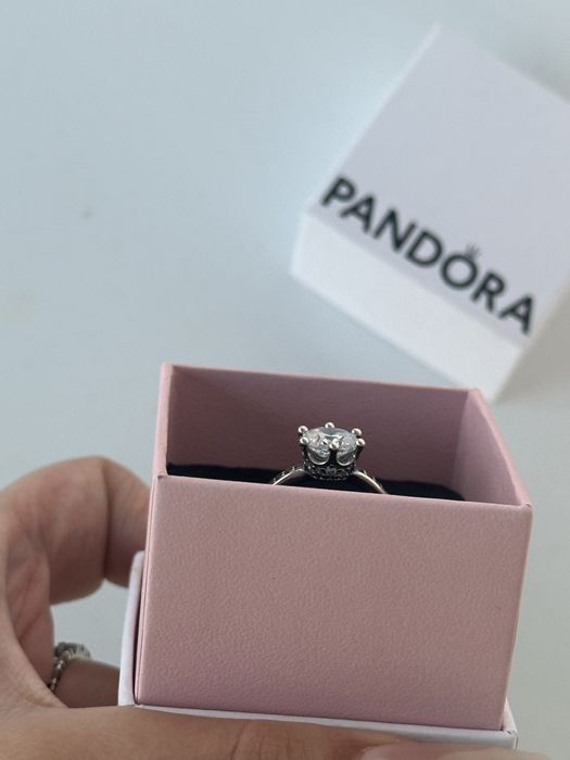 Inel Pandora cu coroană stralucitoare