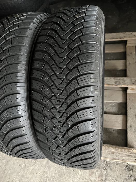 2 anvelope de iarna 215/65/16 falken 6.7 mm 2022!