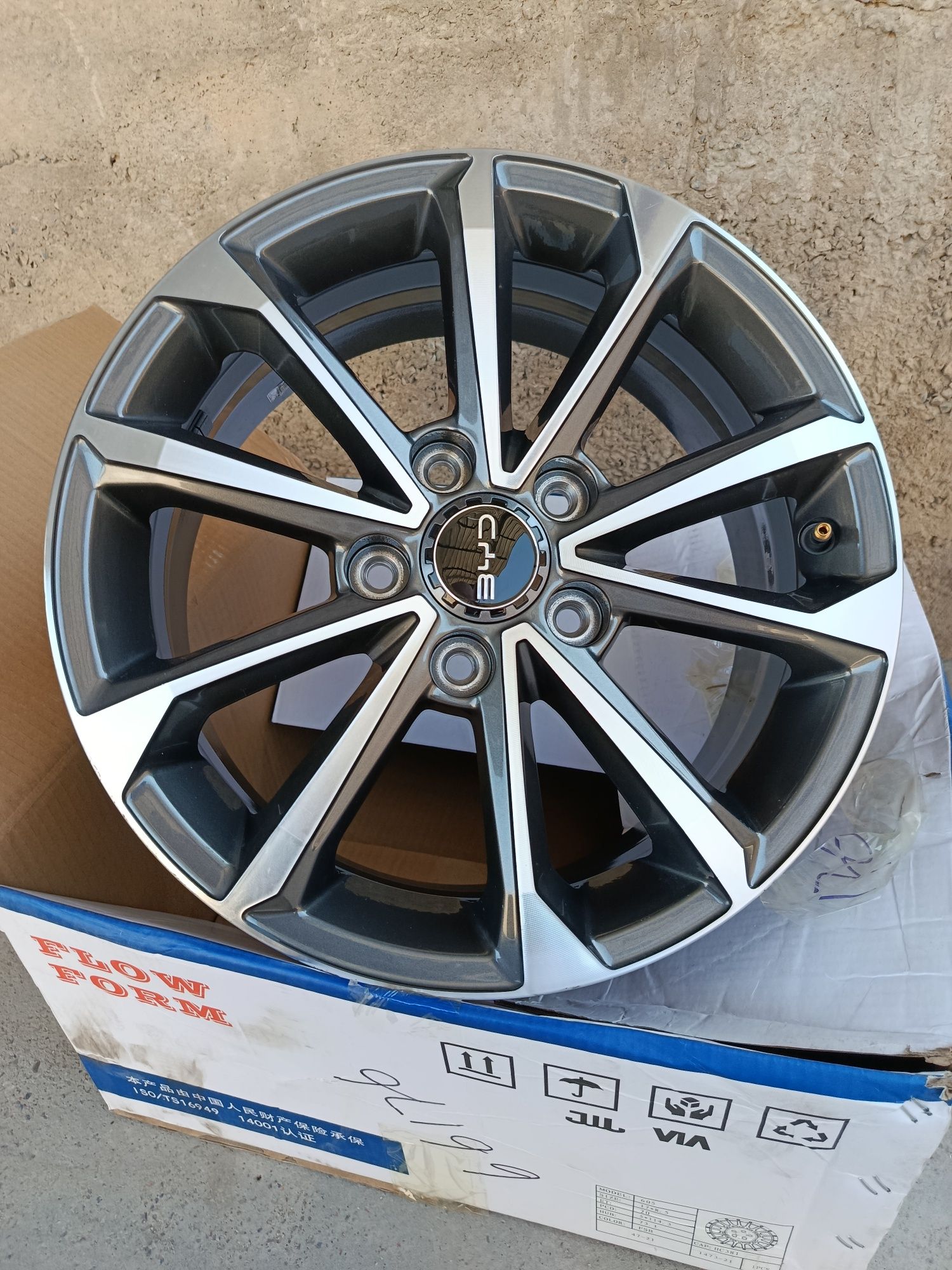 BYD Chazor 16 diskasi