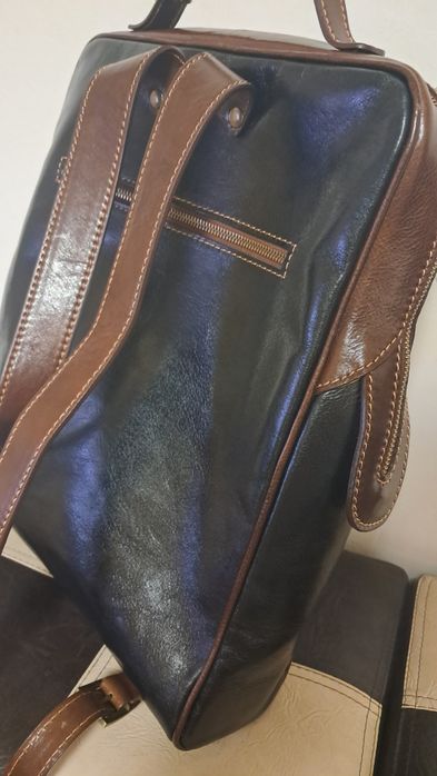 Vând geanta, rucsac