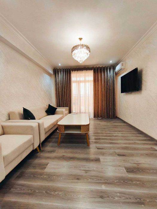 2х комнатная квартира 8 этаже 70кв/м, в Самарканде