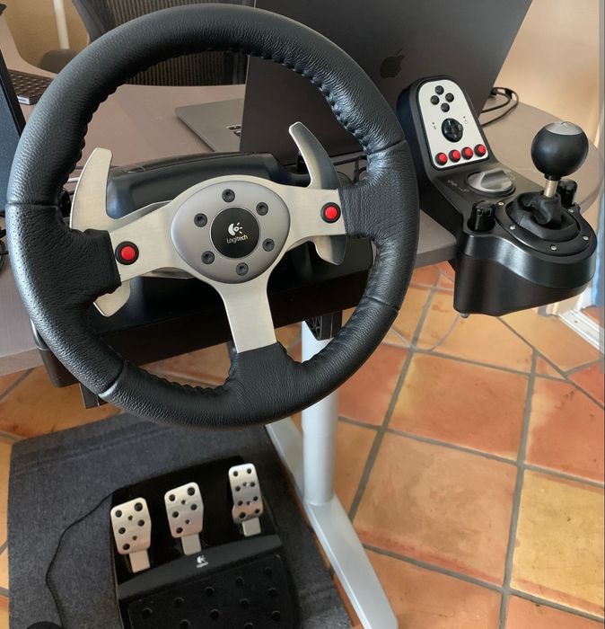 Logitech g25 комплект 250кв.