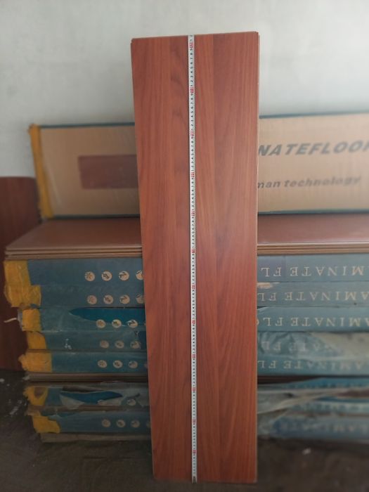 Продам ламинат новый качественный