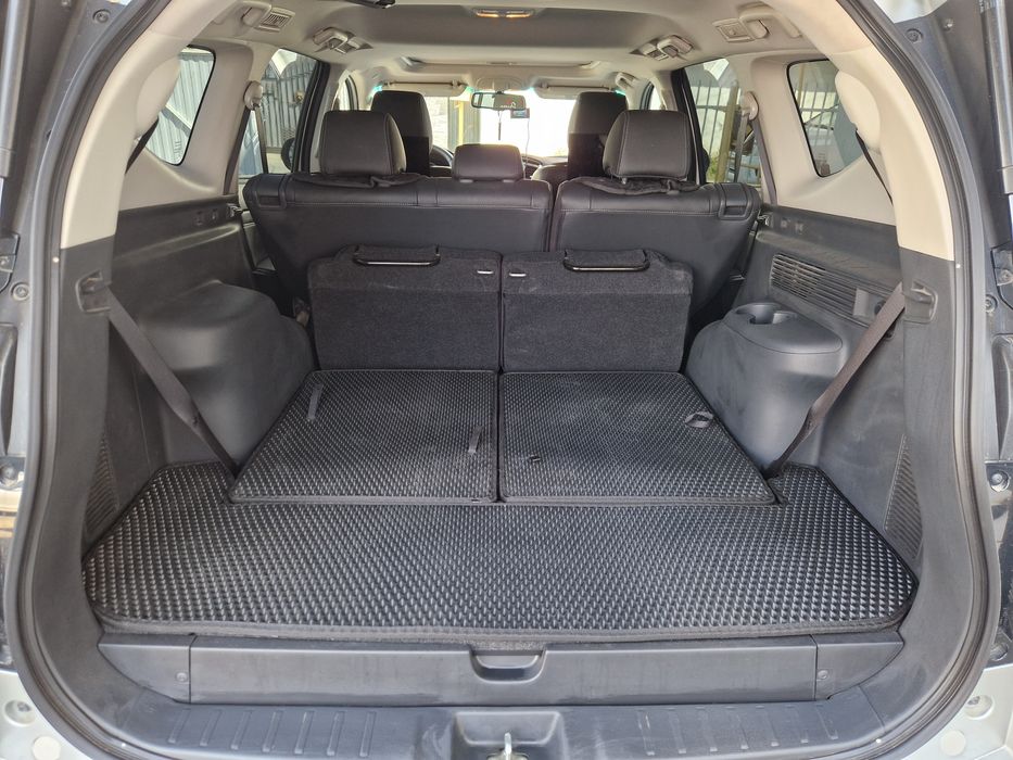 Продам EVA коврик в багажник на Mitsubishi Pajero/Montero Sport 3