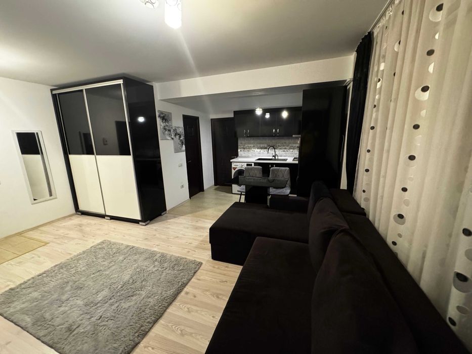 Apartament modern cu 2 camere de închiriat