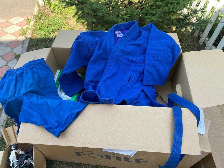 спортивное кимоно, для борьбы и восточных единоборств