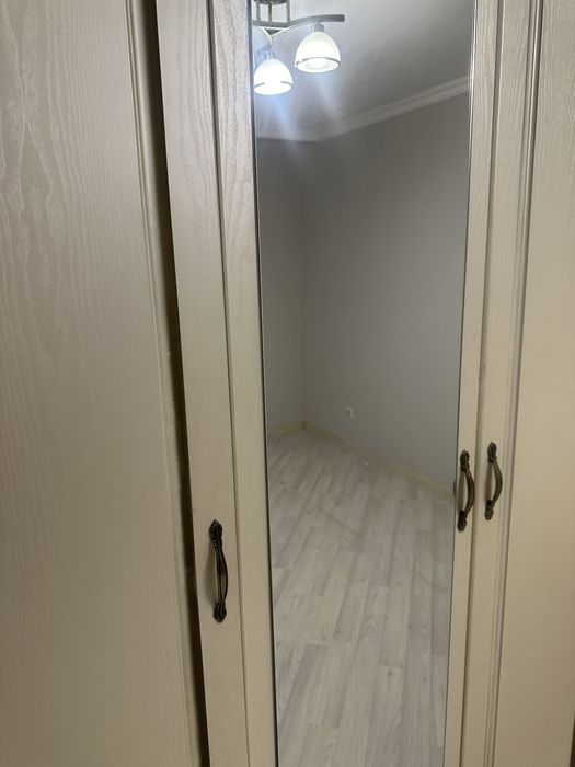 Шкаф в спальню б/у