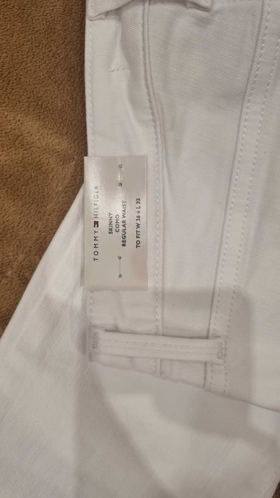 Дамски дънки Levi's и Tommy Hilfiger