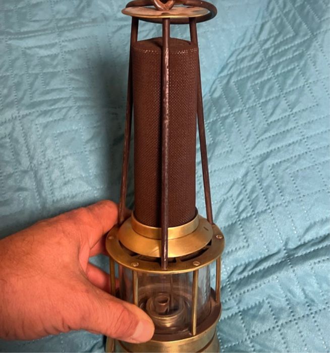 Lampa de mina antica