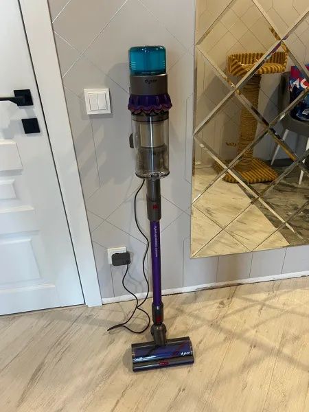 Dyson V15 Detect Total Clean