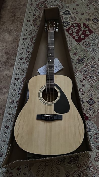 Гитара    Yamaha