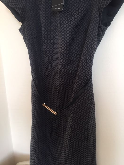 Продавам чисто нова рокля