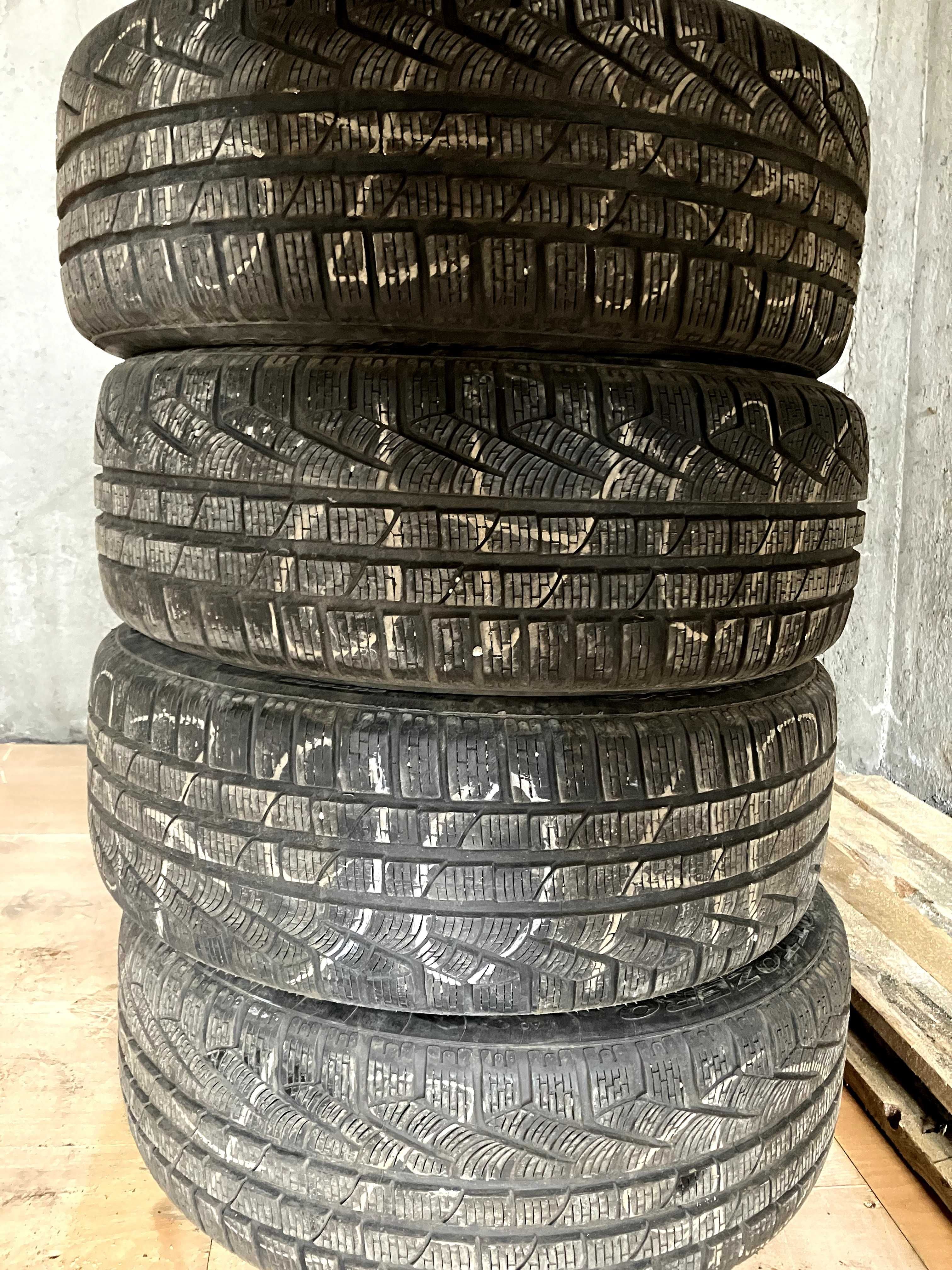 Зимни Гуми PIRELLI 235/50R19 SOTTOZERO SERIE II, в отлично състояние