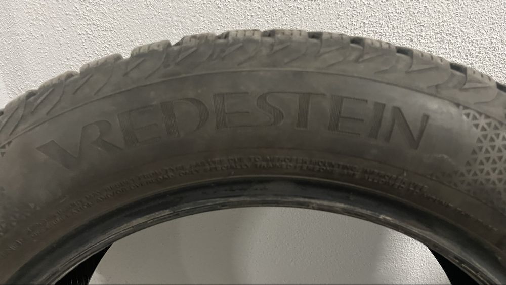 205/55/16 Vredestein,Зимни 4бр.