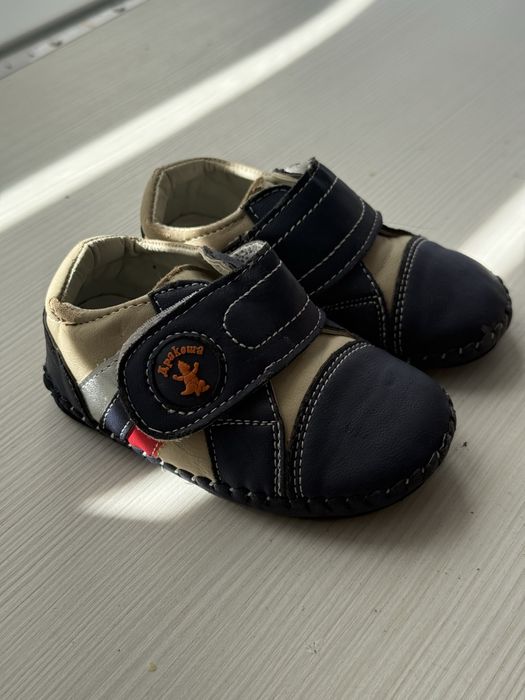 Продам детскую  обувь