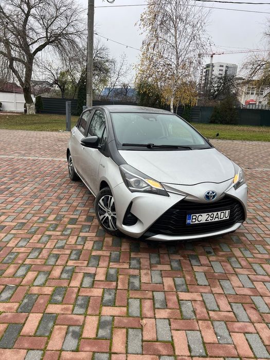 Toyota Yaris Totodată Yaris hybrid