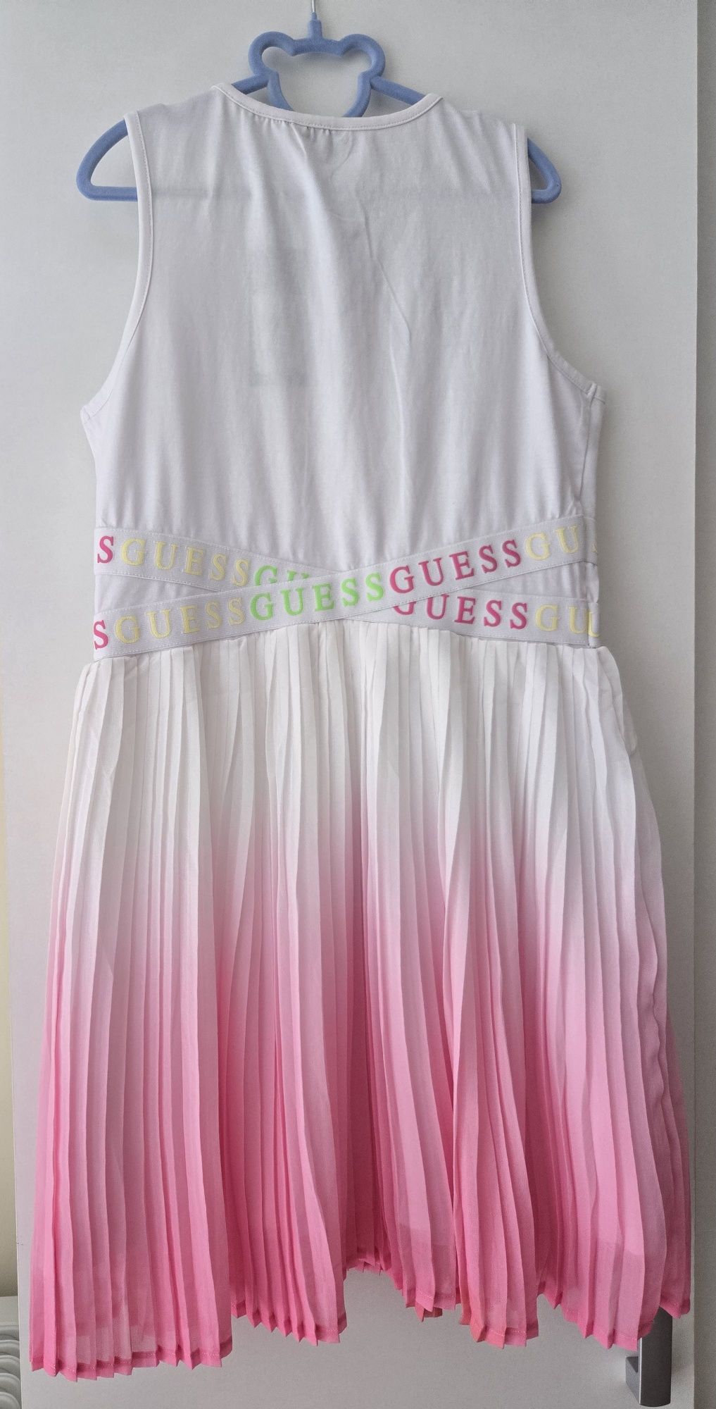 Guess, Ted Baker, TommyHilfiger, Juicy Couture, Missguided