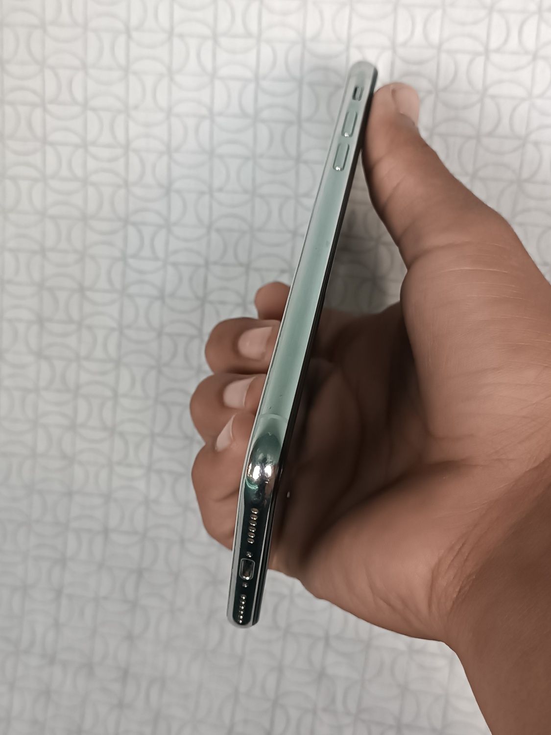 iPhone X sotiladi 64 talik 86% srochni sotiladi