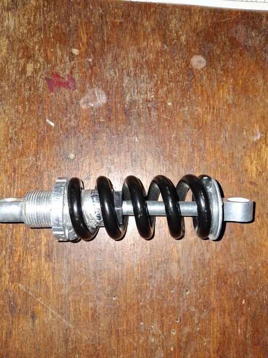 Амортизатор 180 мм на велосипед