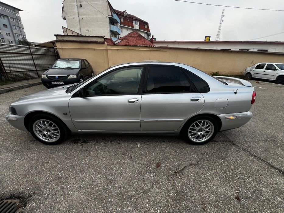 Vând sau schimb Volvo S40