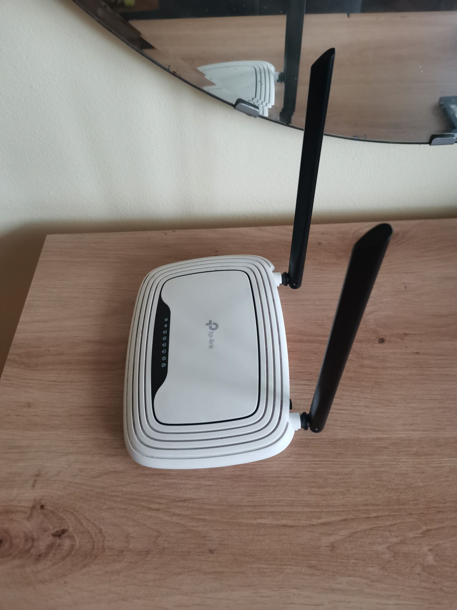 Router TP-Link TL-WR841N