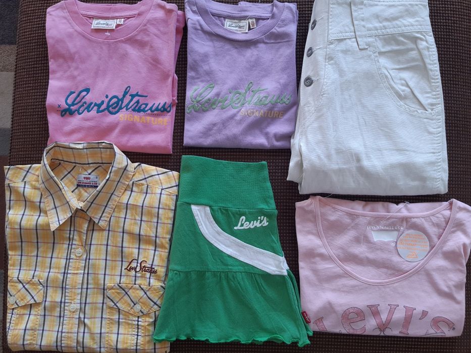 Tricouri, camasa si salopeta Levi s