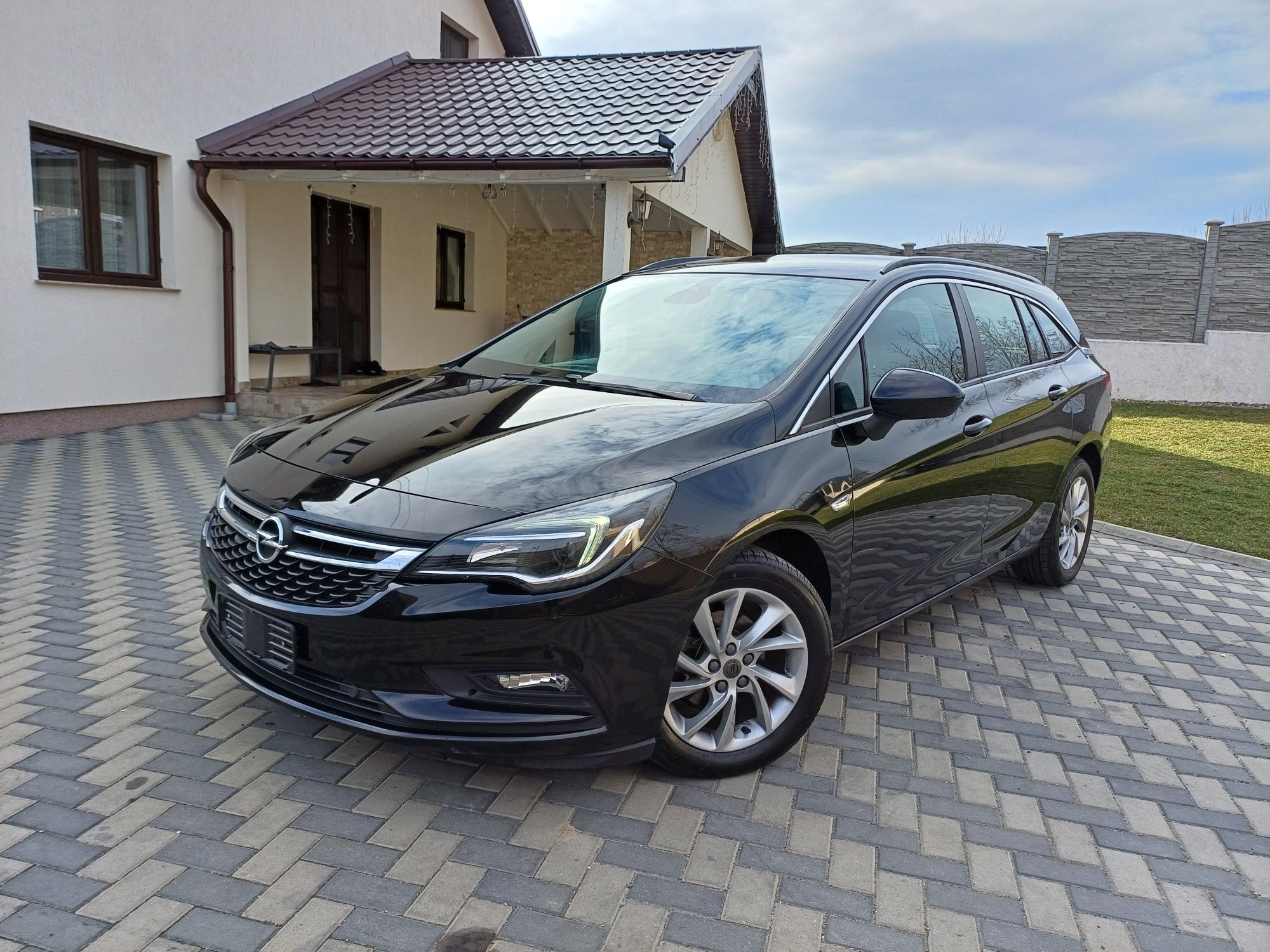 Opel astra k 2019 Motor 1.6 diesel