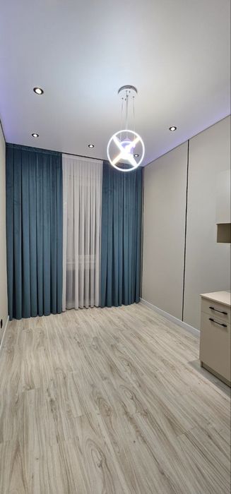 Продается с новым евро ремонтом 4//1/4 юнусабад 13 С мебелью и технико