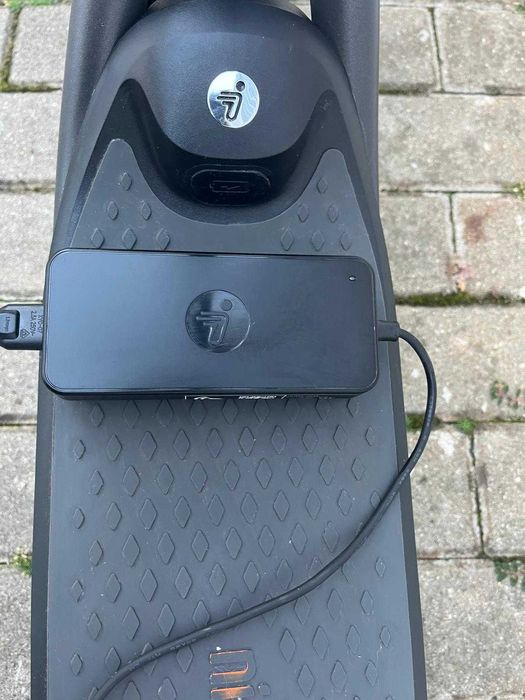Trotinetă Electrică Ninebot F2 Pro