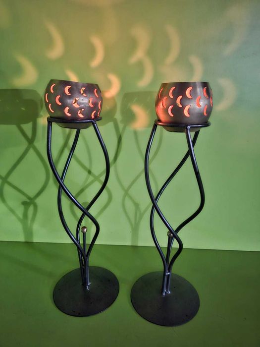 Sfeșnice deosebite din metal și alamă. Obiecte de decor sau cadou