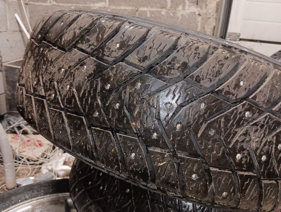 Шина 205/60R16 зима Yokohama