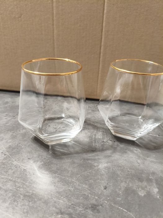 Set 2 pahare whisky Glasseam – design înclinat, 300 ml, stil modern