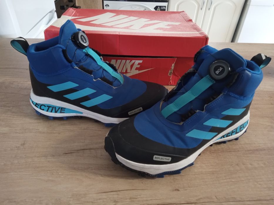 Боти  adidas боа