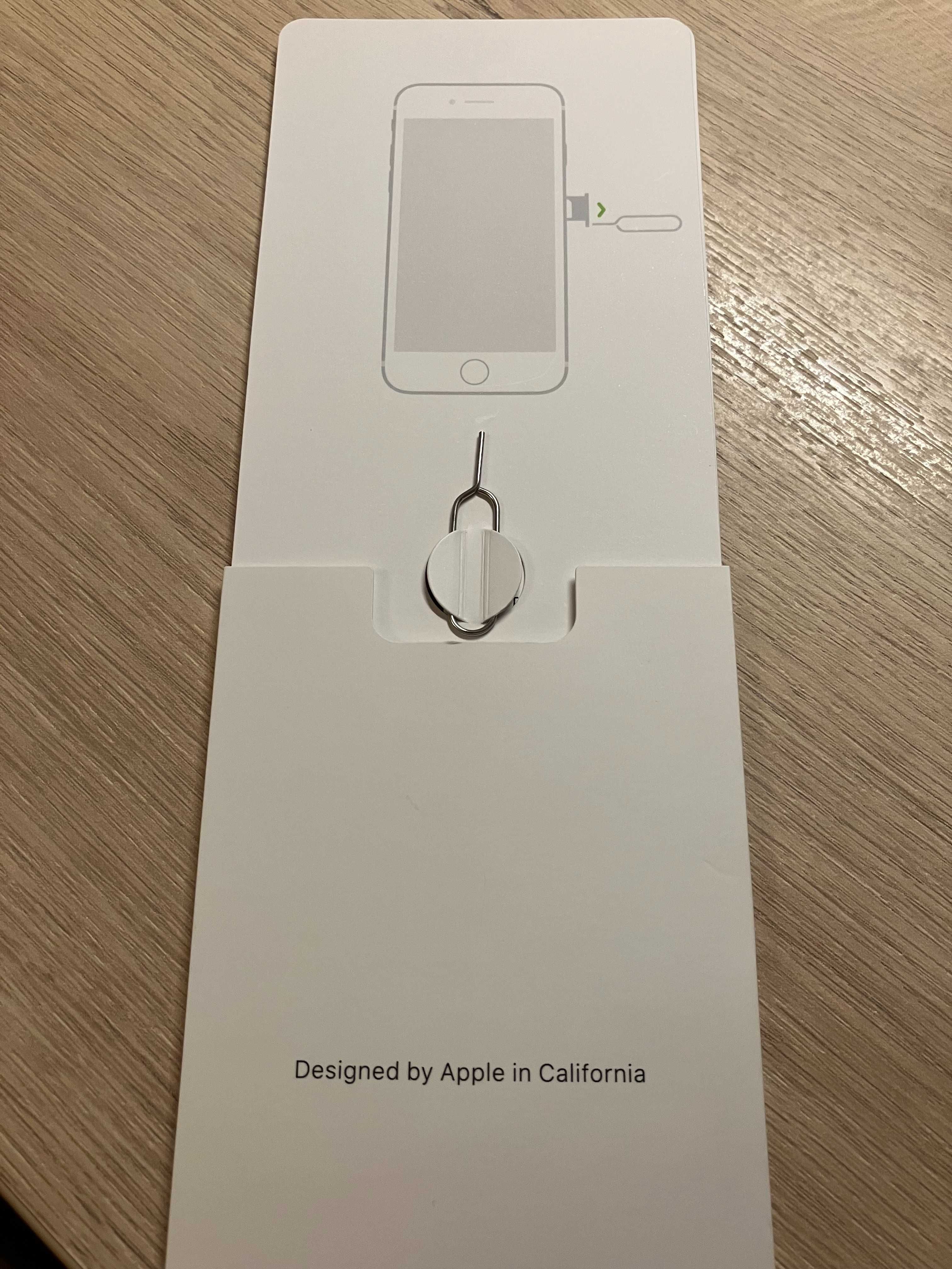 Iphine SE 2020 64Gb. неразличим от нов