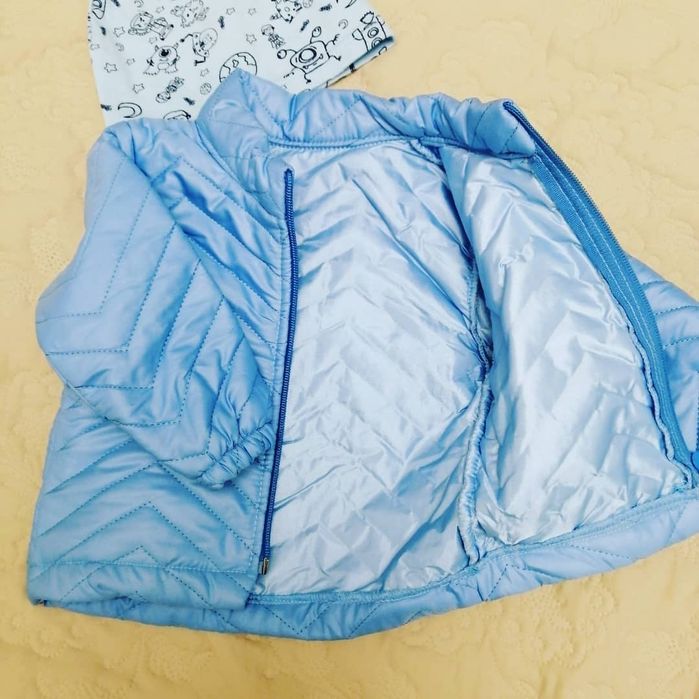 Продам детские вещи