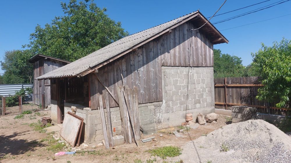 Casa vânzare la 20 km de Ploiești