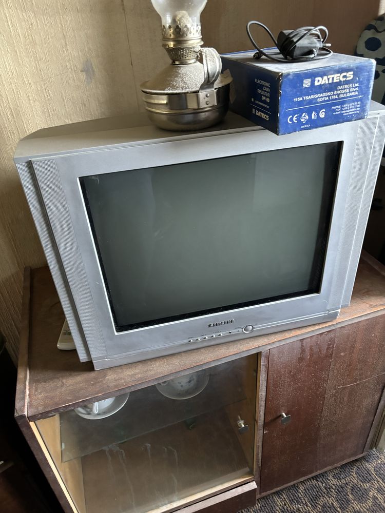 Стар телевизор самсунг