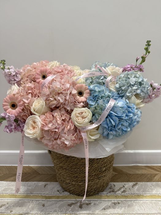 Продам цветы в плетеной корзине от Desso было собрано за 60.000