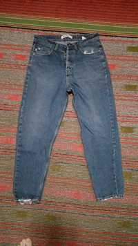 Продаётся мужские джинсы