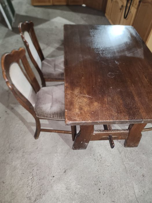 Трапезна маса от  масив