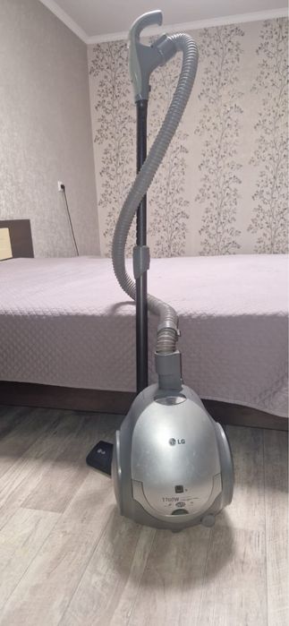 Продам пылесос в отличном состоянии