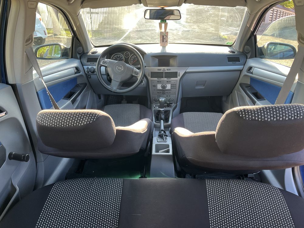 Vand Opel Astra H, an 2005