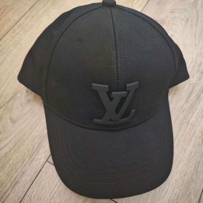 Vand Sapca Louis Vuitton LV
