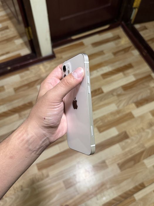 IPhone 12 white