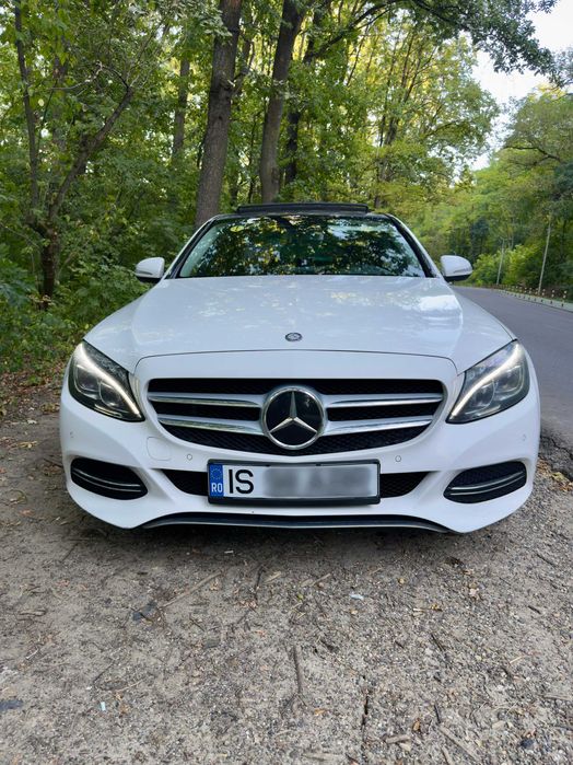 Mercedes C-class 220d 4 butoane/panoramic/head-up