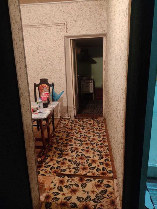 Аренда кв Ийк ота 3хоналик 200долор 1этаж 2этажкалик дом