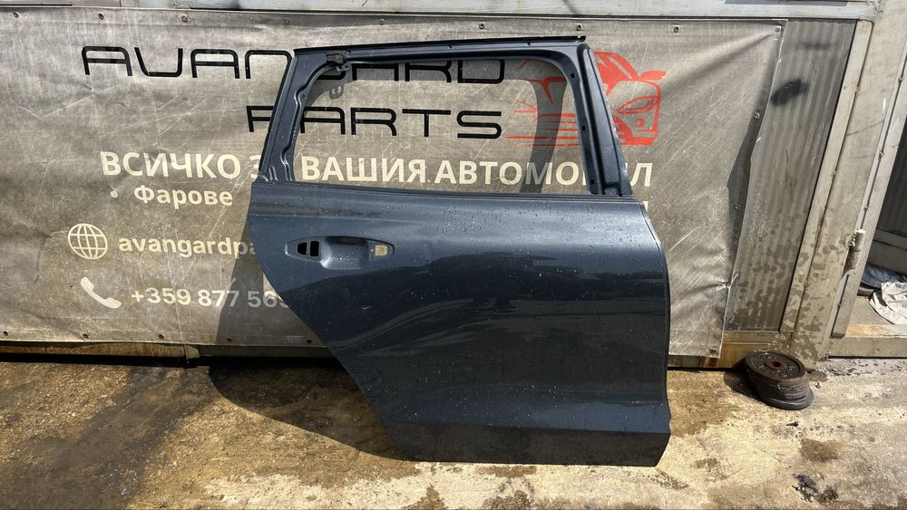 2 броя Задна дясна врата Volvo V60 2019-