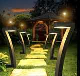 Lampi solare curte, lumina naturala