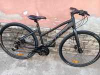 Bicicleta Scott roti 28 frâne disc hidraulice cadru aluminiu S