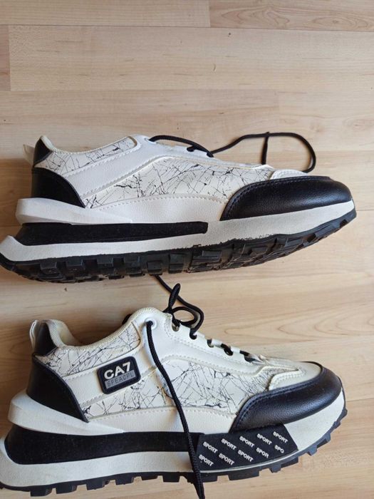 Adidasi Nr.40 Bucuresti UniSex!